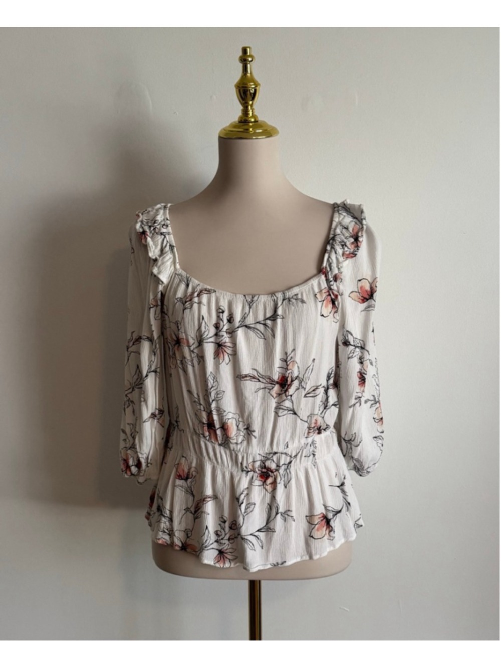 Women's AVA ROSE White Pink Floral Blouse L